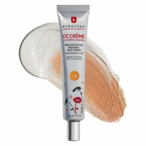 CC crème Erborian à la centella, teinte dorée, soin illuminateur visage avec protection SPF 25, unifie et illumine le teint, disponible en parapharmacie à Kénitra et parapharmacie en ligne.