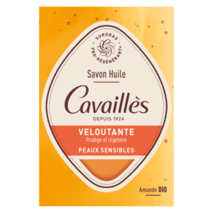 Savon huile veloutante Rogé Cavaillès, nettoyant nourrissant pour peau sèche, formule douce et hydratante, disponible en parapharmacie à Kénitra et parapharmacie en ligne.