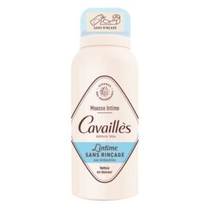 Mousse intime Rogé Cavaillès 100 ml, sans rinçage avec agent antibactérien, soin doux pour l’hygiène intime, disponible en parapharmacie à Kénitra et parapharmacie en ligne.